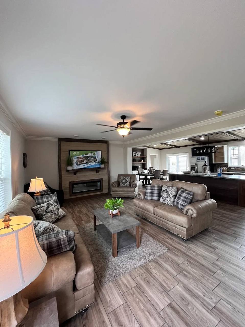 photo_2025-09-05_01-04-10