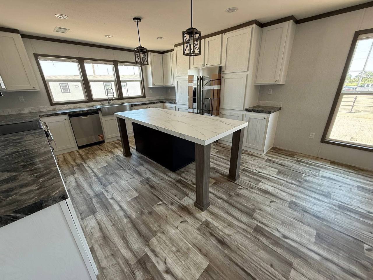 photo_2025-09-05_01-37-21