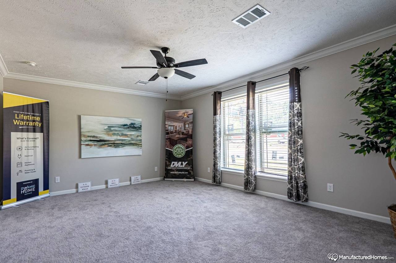 photo_2025-09-05_23-06-20